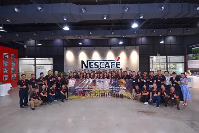 doan-nong-dan-nescafe-plan-tai-nha-may-nestle-tri-an-1-copy-1726653011.JPG