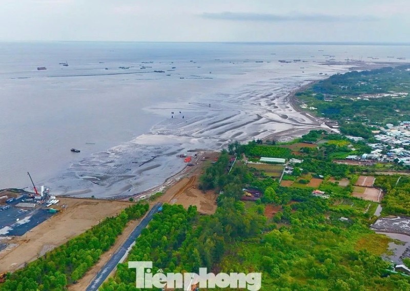 Điểm loạt siêu dự án tỷ USD đổ bộ thị trường bất động sản 2025