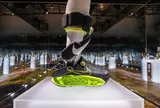 'Giày robot' từ tương lai của Nike