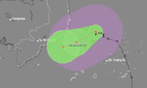Bão số 10 đổi hướng về vùng biển Khánh Hòa - Bình Thuận