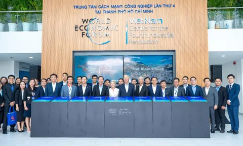 Thành tựu 2024: HUTECH khẳng định vị thế trung tâm chuyển giao khoa học công nghệ