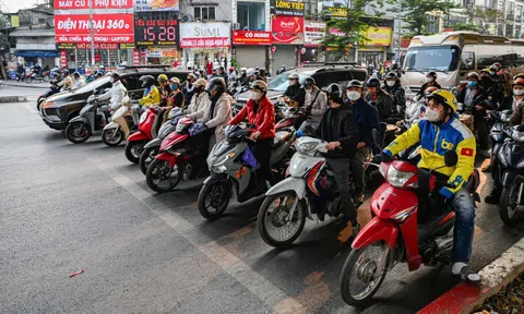 Cục CSGT: Rà soát tổng thể đèn tín hiệu, người dân nhường đường xe ưu tiên không bị tính vi phạm