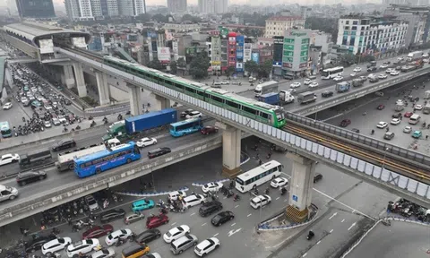 Nút giao thông 4 tầng đầu tiên của Việt Nam: Vừa lắp 16 camera phạt nguội, có đường sắt 13km mất 13 năm xây dựng bằng công nghệ Trung Quốc đi qua