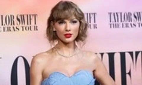 Tống tiền sao nổi tiếng, 2 người bị bắt; Taylor Swift là nữ nghệ sĩ lớn nhất thế kỷ 21