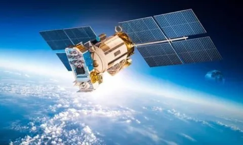 Amazon phóng vệ tinh Internet cạnh tranh với SpaceX