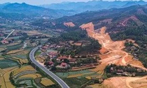 Cận cảnh cao tốc 11.000 tỉ kết nối giao thương với Trung Quốc dần 'lộ diện'