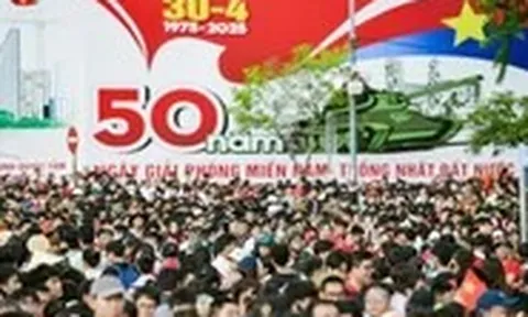 Kinh tế Việt Nam 50 năm: Từ nghèo nàn vươn lên nền kinh tế tăng trưởng cao