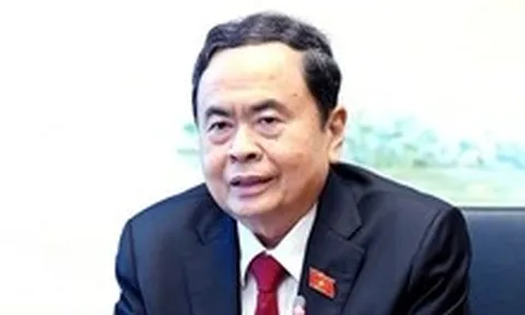 Lý giải việc 'một số chức danh lãnh đạo Nhà nước phải tuyên thệ hai lần trong thời gian ngắn'