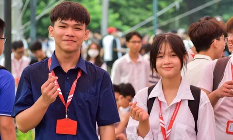Các trường đại học ‘quay xe’ bỏ tổ hợp lạ trong xét tuyển ngành Y, Sư phạm