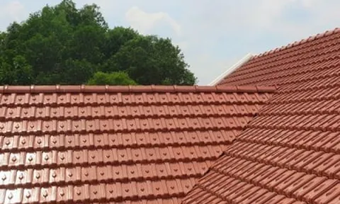 Nên làm mái lợp ngói hay dán ngói?