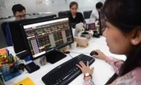 Chứng khoán tăng 41 điểm tuần qua, chiến lược nào trước áp lực bán đang rình rập?
