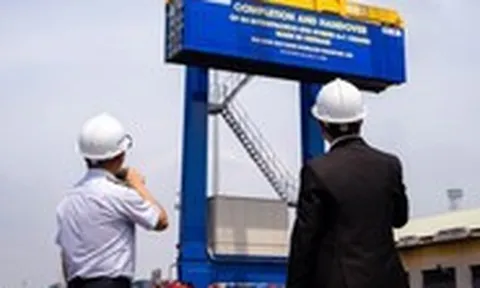 Lần đầu Việt Nam sản xuất cẩu RTG Hybrid, Tân Cảng Cát Lái chính thức vận hành