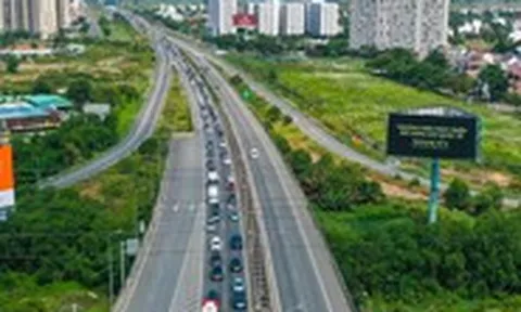 Đề xuất xây dựng khẩn cấp để sớm mở rộng cao tốc TP.HCM - Long Thành - Dầu Giây