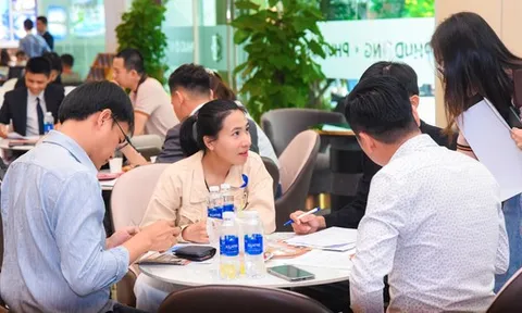 Giữa ngưỡng cửa chu kì bất động sản mới, chuyên gia khuyên nhà đầu tư "phải chọn đúng phân khúc"
