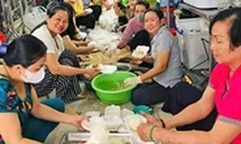 Sài Gòn - TP.HCM - miền đất hứa bao phận người - Kỳ 4: Dang tay với những phận người khó khăn