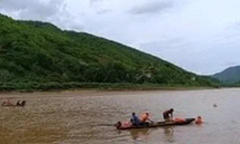 Tìm thấy thi thể hai chị em mất tích khi tắm trên sông Mã
