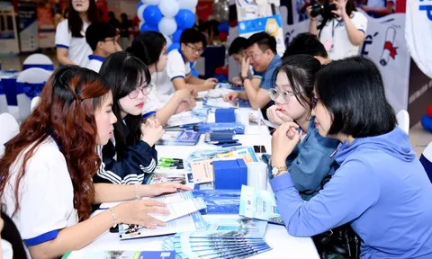 Đại học Kinh tế Quốc dân dành 97% chỉ tiêu tuyển sinh chính quy cho 2 phương thức xét tuyển