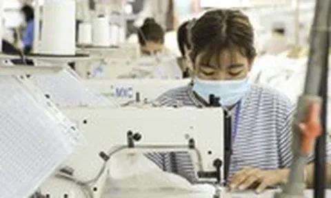 Dệt may, da giày Việt Nam trông chờ 'cửa sáng' sau phát biểu mới của ông Trump