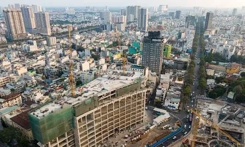 Không thể gỡ nợ xấu nếu tín dụng bất động sản 'đóng băng'