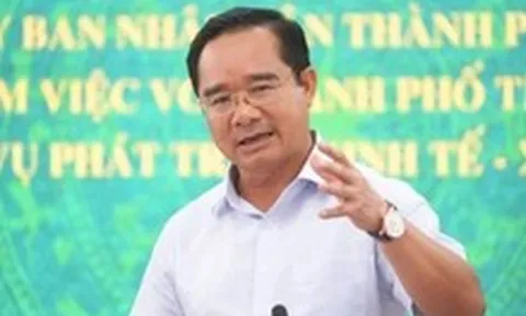 Chủ tịch UBND TP.HCM làm tổ trưởng tổ công tác chống hàng giả, hàng buôn lậu