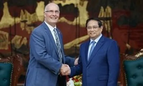 Thủ tướng đề nghị Mỹ có cách tiếp cận cân bằng hơn trong đàm phán thuế quan với Việt Nam