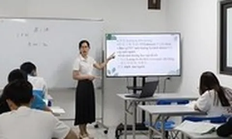 Qua thời giấu bằng cấp để làm công nhân