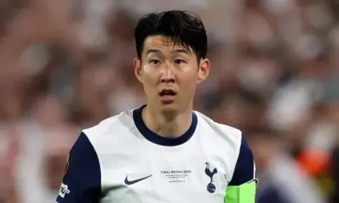 Tottenham cân nhắc bán Son Heung-Min