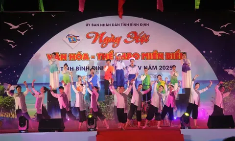 Ngày hội Văn hóa - Thể thao miền biển Bình Định đậm đà bản sắc quê hương