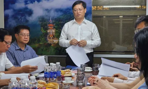 Phục hồi ngai vua triều Nguyễn bị xâm hại: Khẩn trương nhưng không vội vàng