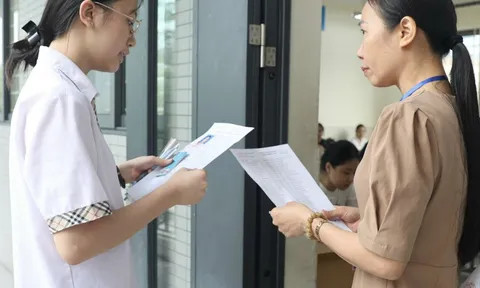 Thi lớp 10 Hà Nội: Phát hiện đề mờ, nhòe thí sinh phải báo cáo trong vòng 5 phút