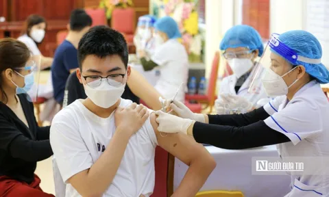 Nguy cơ bùng dịch Covid-19, Bộ Y tế yêu cầu đáp ứng kịp thời thuốc điều trị