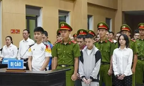 Xét xử đường dây lừa đảo công nghệ cao từ đặc khu Tam giác Vàng, 31 bị cáo lĩnh án
