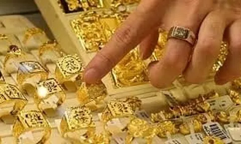 Sáng 6/6: Giá vàng nhẫn tăng, giảm trái chiều