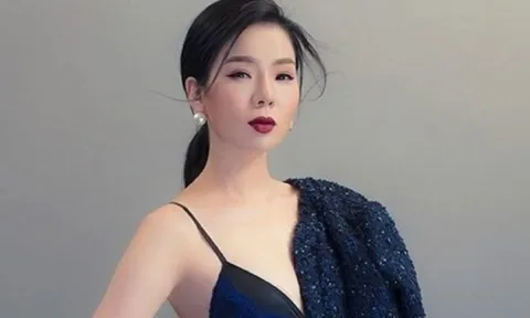 Ngỡ ngàng mặt mộc của Lệ Quyên ở độ tuổi U50