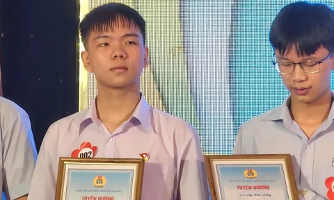 Đà Nẵng trao học bổng hơn 500 triệu đồng cho con em người lao động