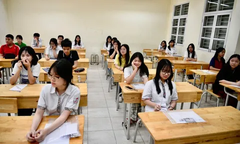 Hà Nội: 11 thí sinh cần hỗ trợ y tế, gần 500 thí sinh không làm thủ tục dự thi