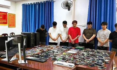 Phá đường dây mua bán hơn 3.000 tài khoản ngân hàng