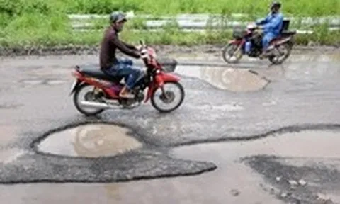 Đường Lò Lu, Hoàng Hữu Nam ở Thủ Đức ‘vá hoài’, biết khi nào xong?
