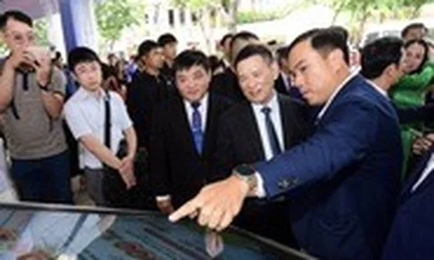 Phó thủ tướng: Phát triển thanh toán không tiền mặt phải song hành với bảo vệ người dùng