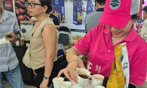 Bất ngờ với chia sẻ của một doanh nhân làm cà phê thật