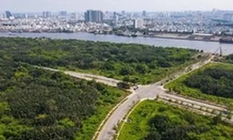 Kiến nghị gỡ vướng mặt bằng, đẩy nhanh tiến độ 4 tuyến đường ở Thủ Thiêm