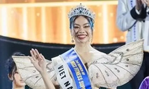 Thêm một người mẫu Việt giành giải á hậu ở đấu trường sắc đẹp quốc tế