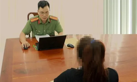 Cô gái ở Bình Phước thực hiện 12 lần chuyển khoản hơn 500 triệu đồng, lần thứ 13 quay xe báo công an