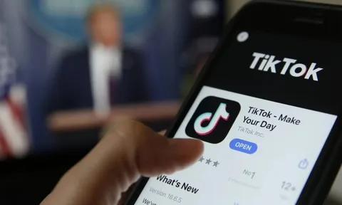 Ông Trump lại muốn 'cứu' TikTok
