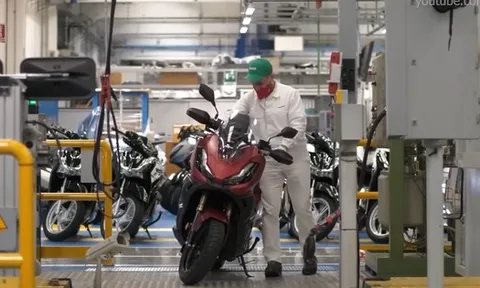 Xe tay ga nhiều người mong bất ngờ xuất hiện trong phóng sự nhà máy Honda Việt Nam: Sắp bán chính hãng?