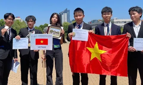 Học sinh Việt Nam đạt 4 huy chương Olympic Vật lý châu Âu