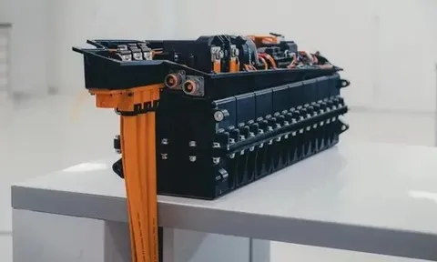 Pin xe điện sạc đầy chỉ mất... 18 giây sắp được sản xuất hàng loạt