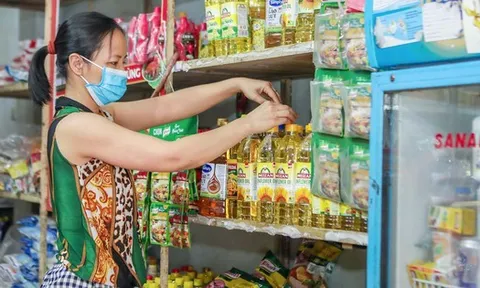 Bán tạp hóa với cái kẹo mút 1.000 đồng, gói bim bim 5.000 đồng thì có thể xuất hóa đơn gộp không? Đại diện ngành thuế giải đáp