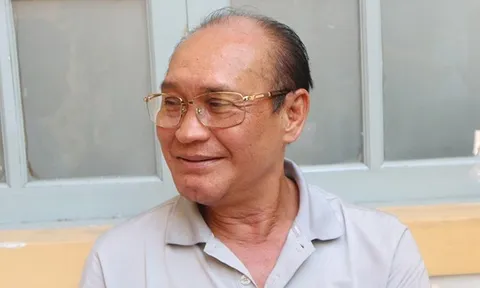 "Đệ nhị danh hài" từng "đếm tiền mỏi tay", tuổi 72 vất vả mưu sinh bằng nghề bán bánh, làm shipper