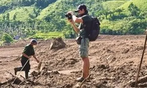 21-6: Hành trình dấn thân: Về Làng Nủ trong nỗi đau tận cùng